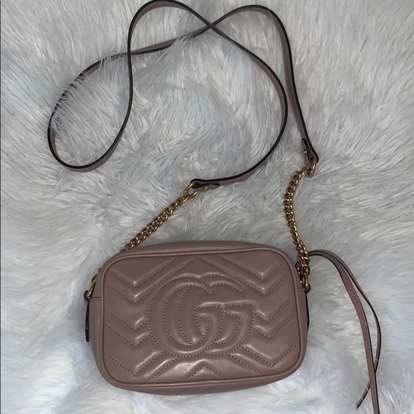 Gucci GG Marmont Matelassé Mini Bag - Picture 2 of 4